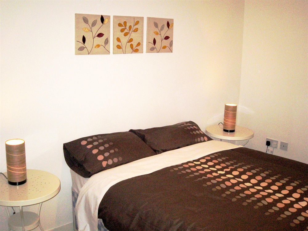 Oyo Arinza Apartments, Liverpool Rum bild